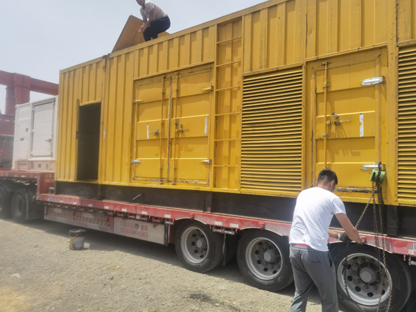 鸡泽发电机出租100KW发电机需要什么规格的电缆线?