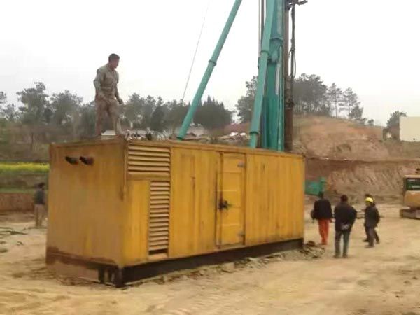 鸡泽如何判断水冷式机油散热器密封件是否需要更换?